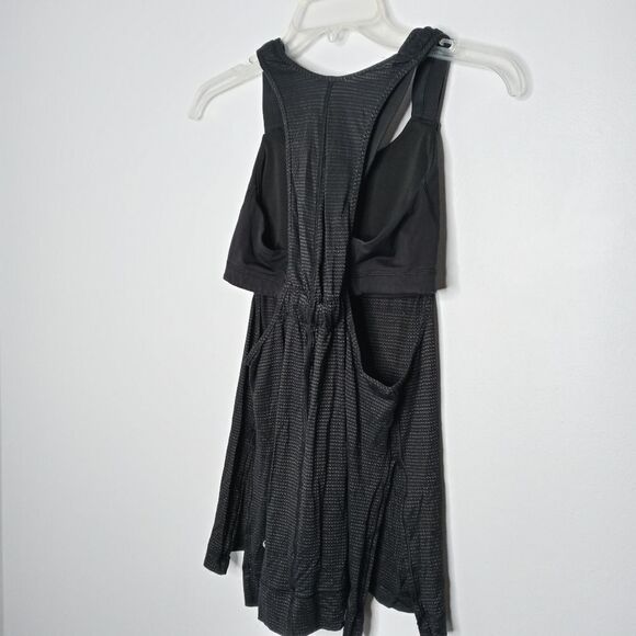 lululemon top with built in bra size 6 - Picture 4 of 9